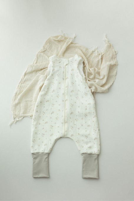 Bio Baumwolle Musselin Babyschlafsack mit Beinen 1 - 3 Jahre 1.0 TOG - twigs - MY MEMI