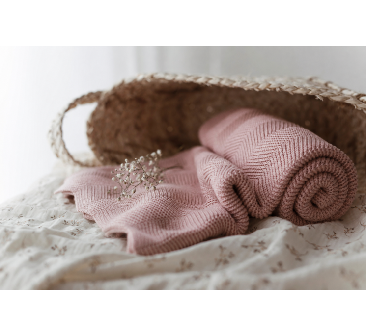 Bambusowy kocyk powder pink (jasny róż) 80x100 – fir MY MEMI