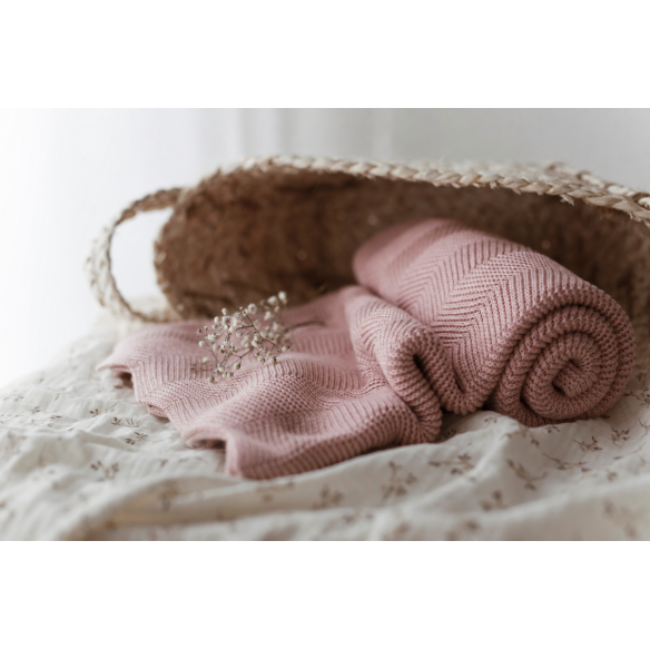 Bambusowy kocyk powder pink (jasny róż) 80x100 – fir MY MEMI