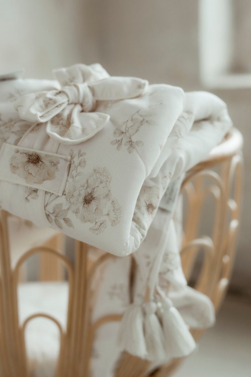 Bamboo swaddle blanket 75x100 - boho flowers MY MEMI