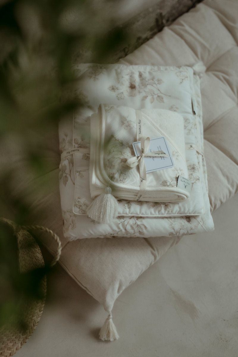 Bamboo swaddle blanket 75x100 - boho flowers MY MEMI
