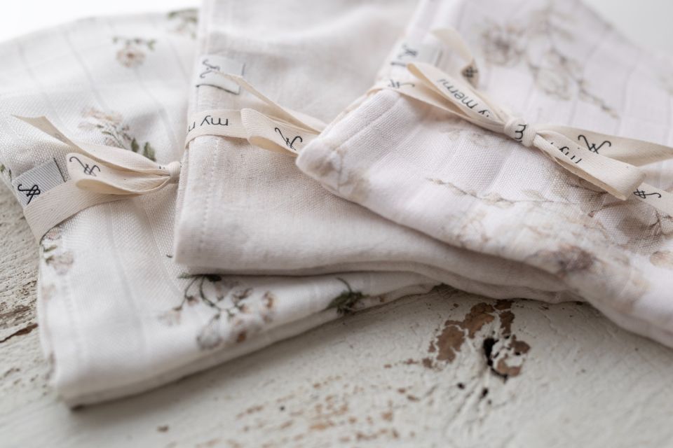 Bamboo muslin swaddle 120x120 - bells - MY MEMI