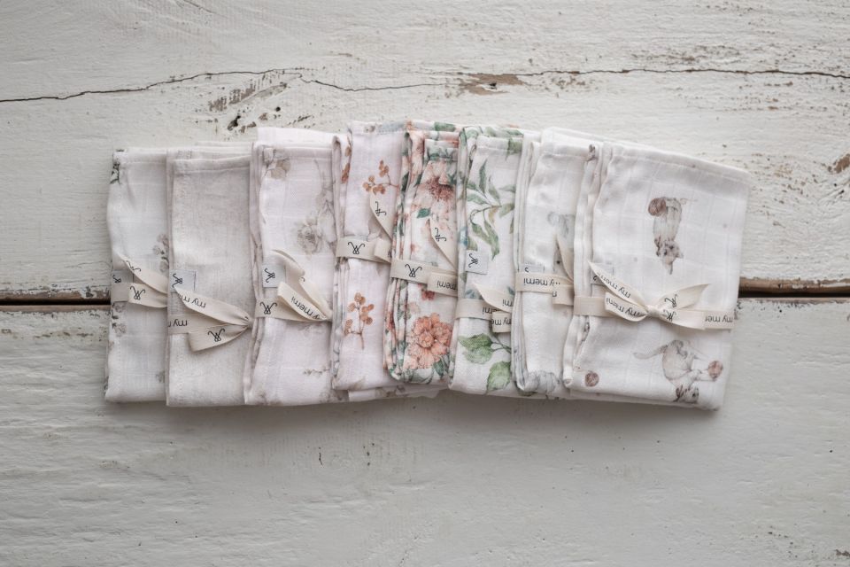 Bamboo muslin swaddle 120x120 - bells - MY MEMI