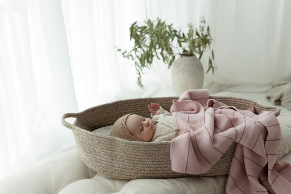 100% Natural Merino Wool Blanket Powder Pink Lines - Premium Collection