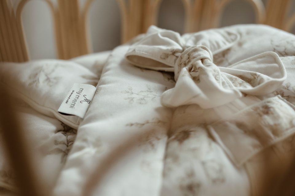 Bamboo swaddle blanket 75x100 - boho flowers MY MEMI