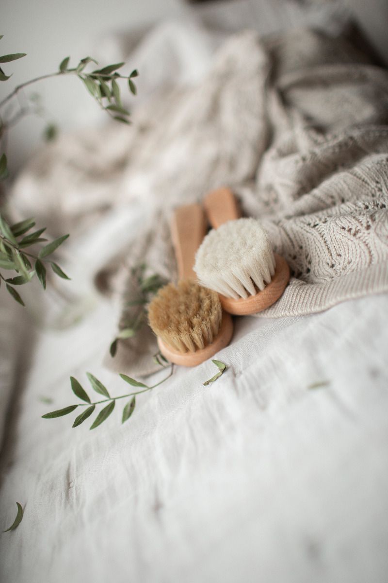 Brush against cradle cap natural bristle MY MEMI