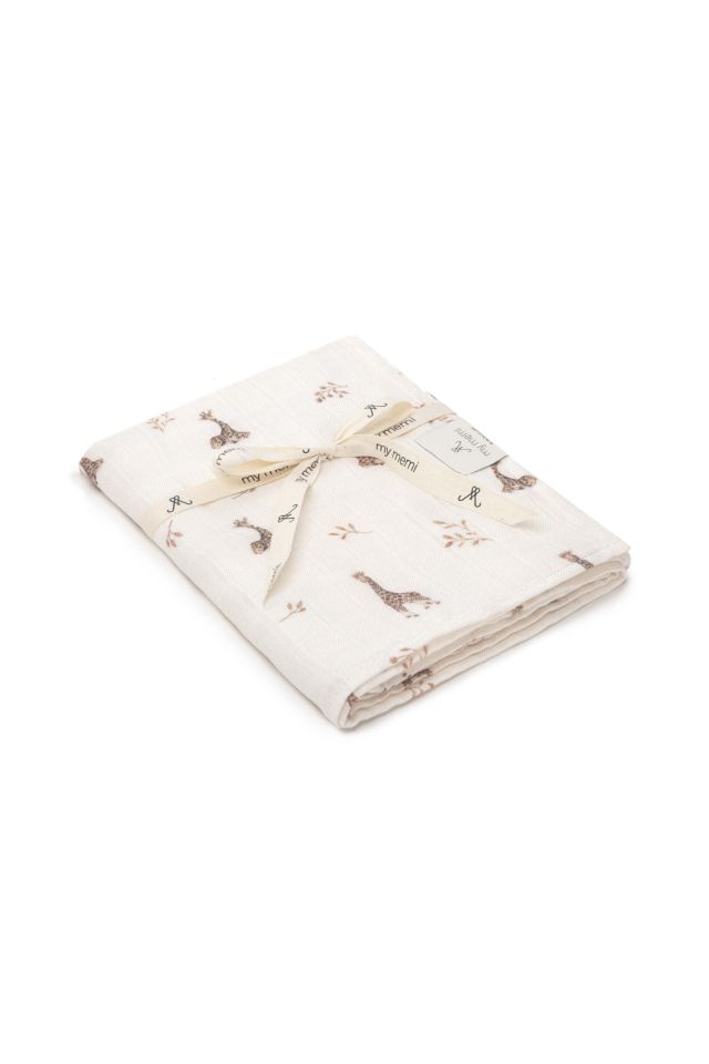 Bamboo muslin swaddle 120x120 - giraffes