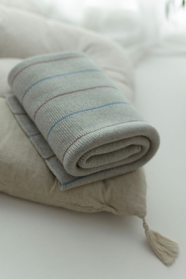 100% Natural Merino Wool Blanket Light Grey Lines - Premium Collection